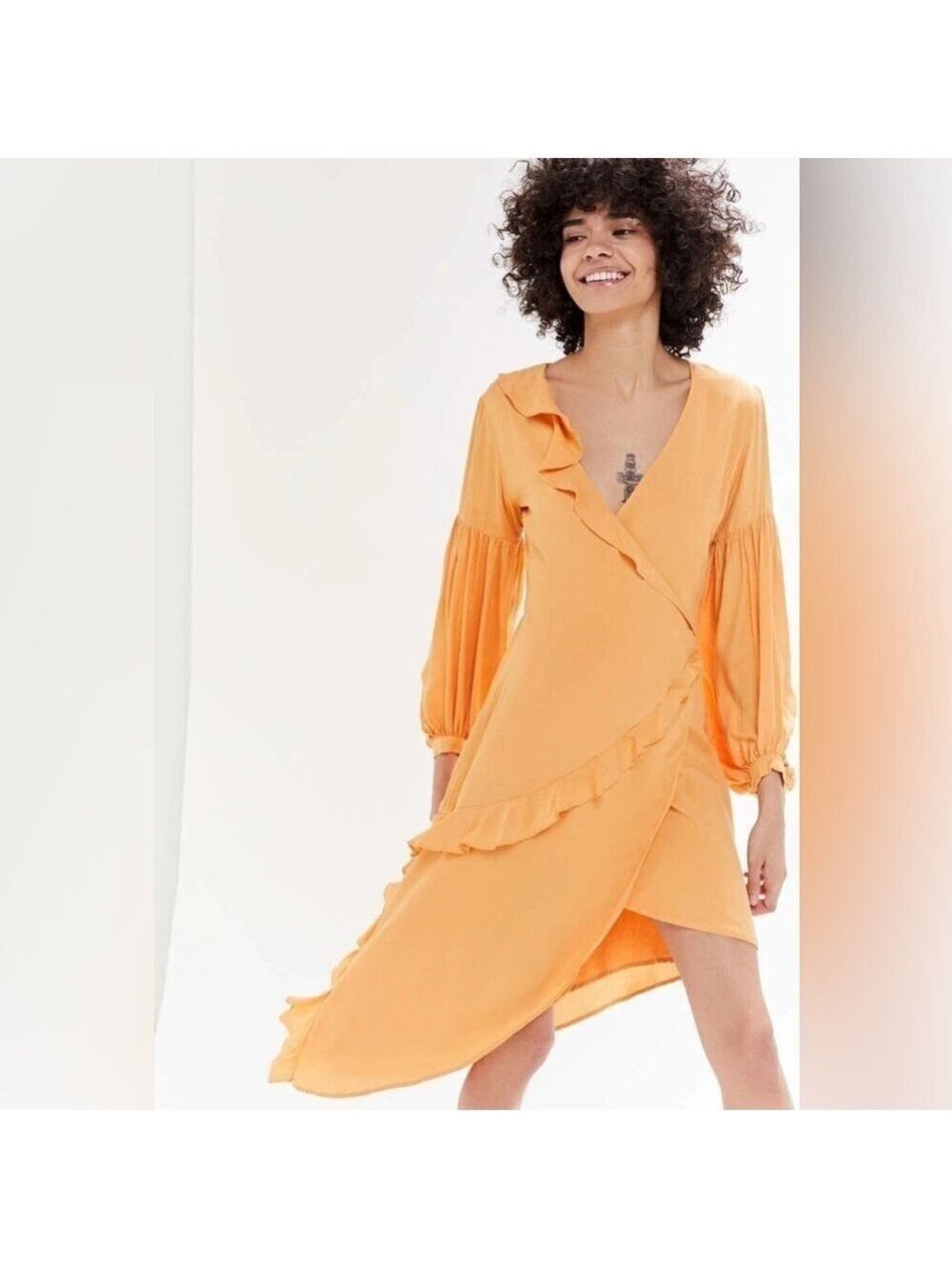 NWT Capulet UO Exclusive Pansy Asymmetrical Wrap Midi Dress in Orange
Size XL